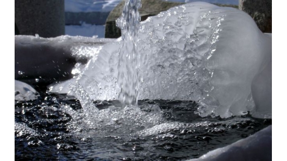 remark Stop by common sense Fizicienii au descoperit că apa super răcită este, de fapt, două lichide  diferite în unul singur